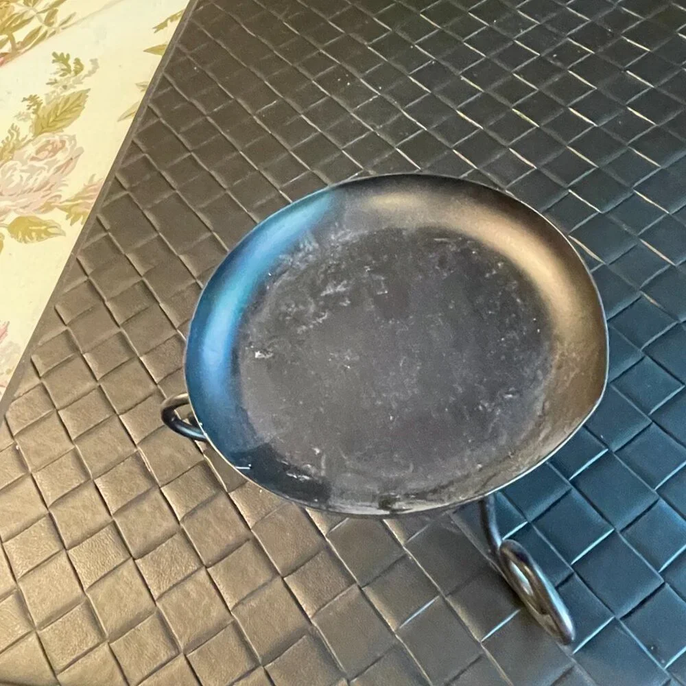 Three Legged Black Metal Round Pillar Candle Holder